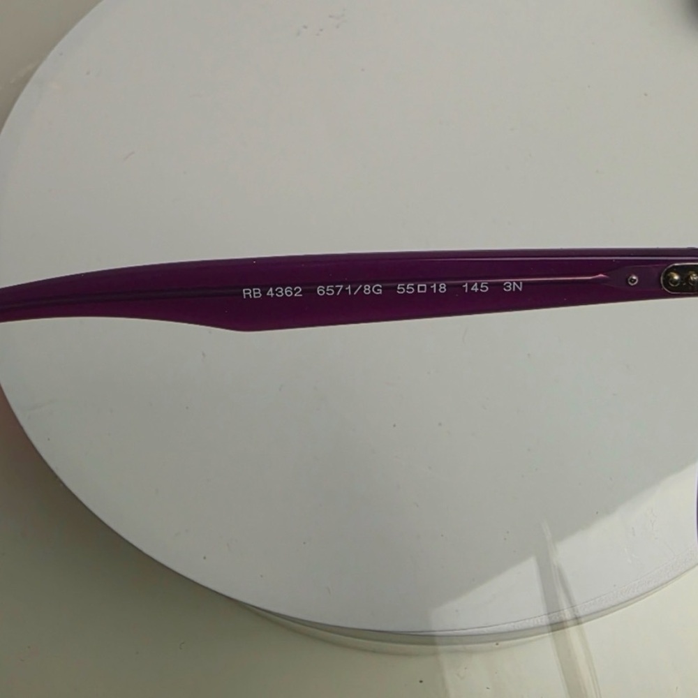 Women’s Purple Ray-Ban Sunglasses with Case - Picture 5 of 5